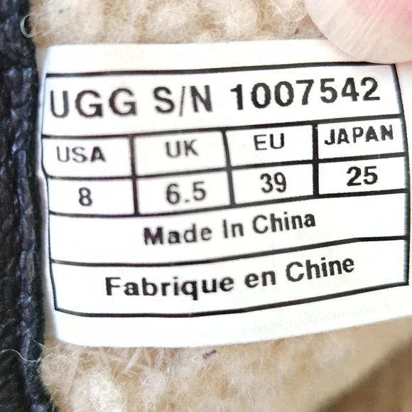 UGG Chaney Black Leather Waterproof Moto Boots Shearling Lined 1007542 Womens 8 - Picture 9 of 12